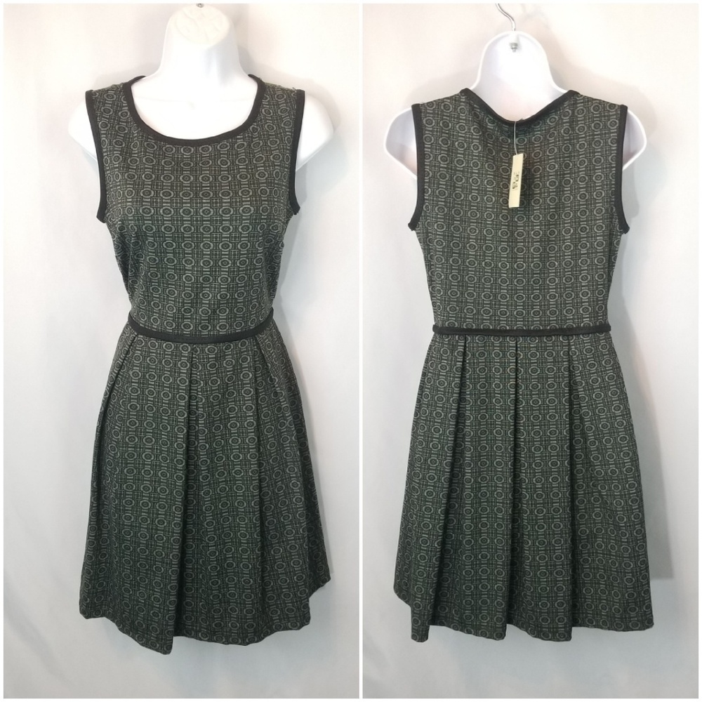 Max Studio Pleated Green Dress - Picture 1 of 8